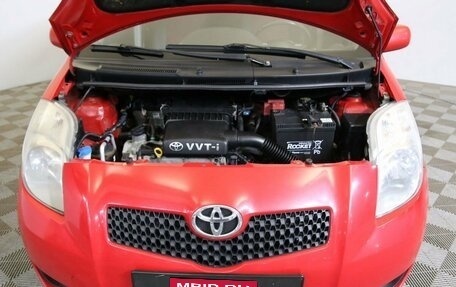 Toyota Yaris III рестайлинг, 2007 год, 499 000 рублей, 11 фотография