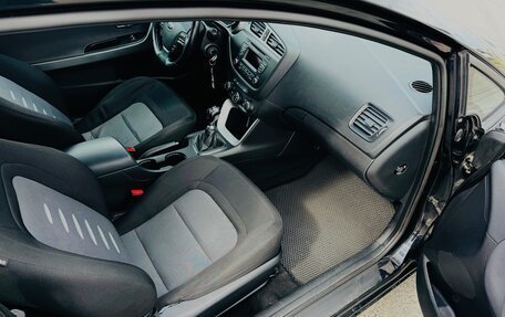 KIA cee'd III, 2013 год, 1 215 000 рублей, 23 фотография