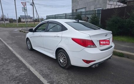 Hyundai Solaris II рестайлинг, 2015 год, 480 000 рублей, 1 фотография