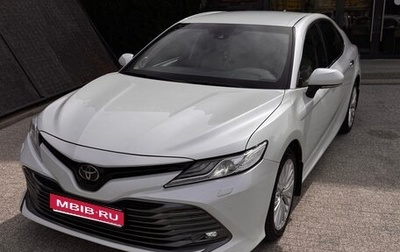 Toyota Camry, 2018 год, 2 650 000 рублей, 1 фотография