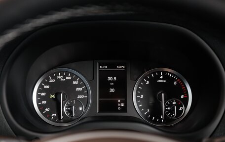 Mercedes-Benz Vito, 2023 год, 7 900 000 рублей, 12 фотография