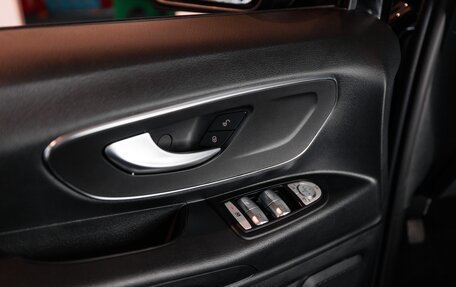 Mercedes-Benz Vito, 2023 год, 7 900 000 рублей, 14 фотография