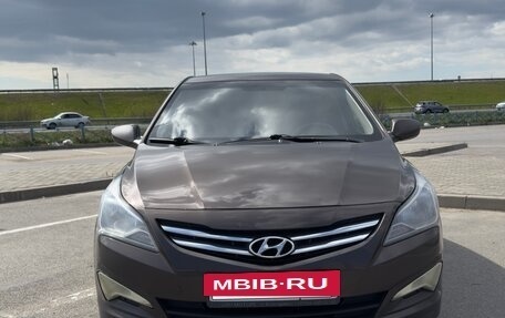 Hyundai Solaris II рестайлинг, 2014 год, 900 000 рублей, 3 фотография
