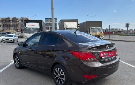 Hyundai Solaris II рестайлинг, 2014 год, 900 000 рублей, 5 фотография