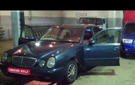 Mercedes-Benz E-Класс, 1999 год, 547 000 рублей, 2 фотография