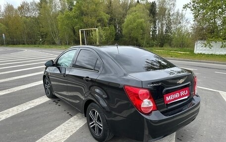Chevrolet Aveo III, 2013 год, 550 000 рублей, 3 фотография