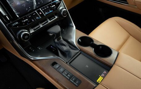 Lexus LX, 2024 год, 16 990 000 рублей, 13 фотография