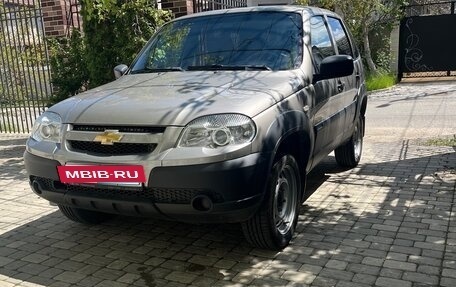 Chevrolet Niva I рестайлинг, 2020 год, 929 000 рублей, 6 фотография