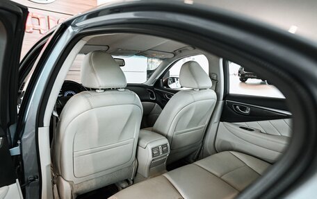 Infiniti Q50 I рестайлинг, 2014 год, 1 345 000 рублей, 18 фотография
