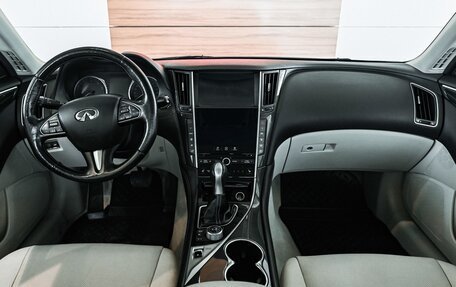 Infiniti Q50 I рестайлинг, 2014 год, 1 345 000 рублей, 15 фотография