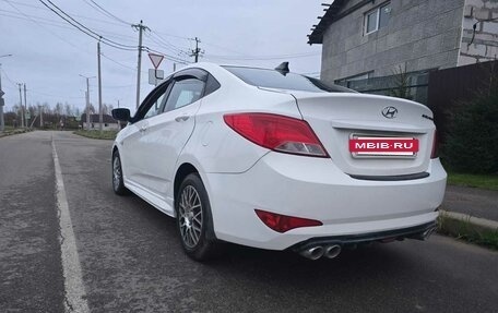 Hyundai Solaris II рестайлинг, 2015 год, 480 000 рублей, 3 фотография