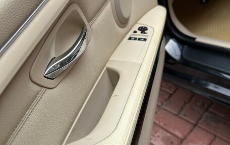 BMW 3 серия, 2011 год, 2 000 000 рублей, 21 фотография