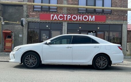 Toyota Camry, 2016 год, 1 985 000 рублей, 3 фотография