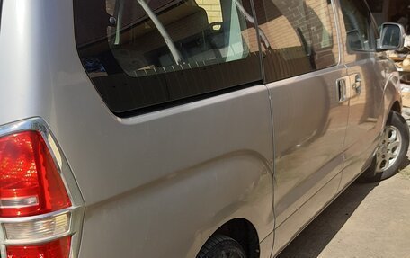 Hyundai Grand Starex Grand Starex I рестайлинг 2, 2011 год, 1 450 000 рублей, 4 фотография