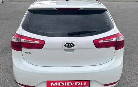 KIA Rio III рестайлинг, 2014 год, 899 000 рублей, 2 фотография