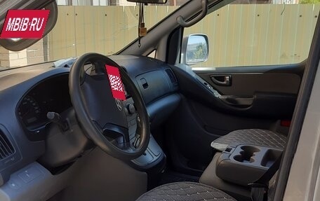 Hyundai Grand Starex Grand Starex I рестайлинг 2, 2011 год, 1 450 000 рублей, 11 фотография