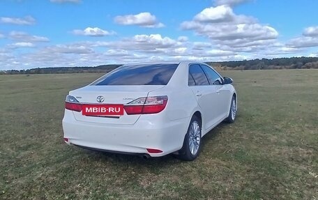 Toyota Camry, 2015 год, 1 887 000 рублей, 5 фотография