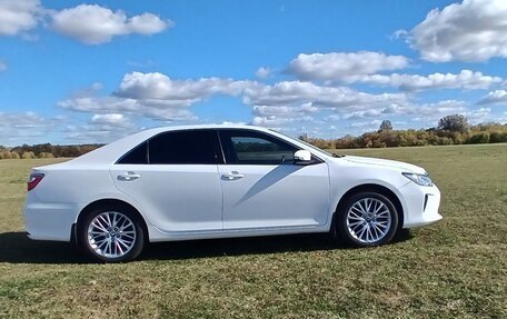 Toyota Camry, 2015 год, 1 887 000 рублей, 14 фотография
