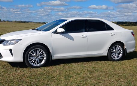 Toyota Camry, 2015 год, 1 887 000 рублей, 7 фотография