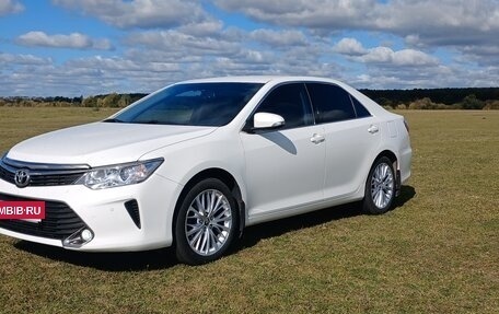 Toyota Camry, 2015 год, 1 887 000 рублей, 6 фотография
