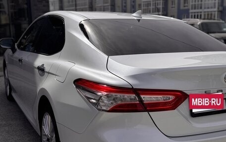Toyota Camry, 2018 год, 2 650 000 рублей, 5 фотография