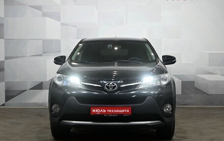 Toyota RAV4, 2013 год, 1 670 000 рублей, 2 фотография