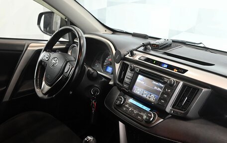 Toyota RAV4, 2013 год, 1 670 000 рублей, 11 фотография