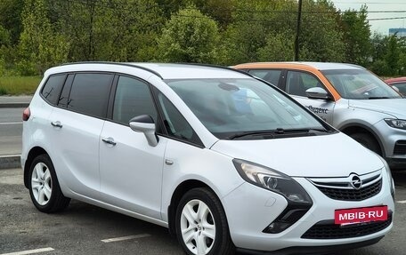 Opel Zafira C рестайлинг, 2014 год, 1 470 000 рублей, 3 фотография