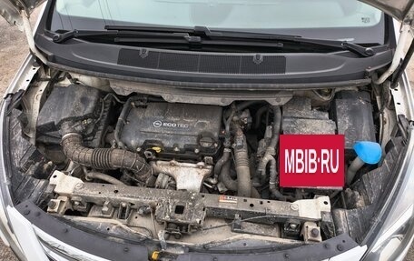 Opel Zafira C рестайлинг, 2014 год, 1 470 000 рублей, 26 фотография
