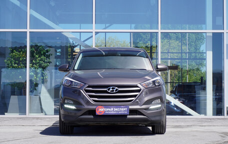 Hyundai Tucson III, 2018 год, 2 360 000 рублей, 2 фотография