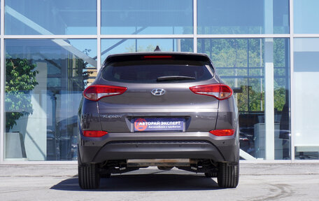 Hyundai Tucson III, 2018 год, 2 360 000 рублей, 6 фотография