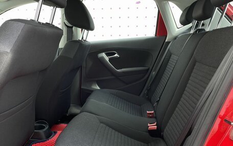 Volkswagen Polo VI (EU Market), 2011 год, 650 000 рублей, 13 фотография