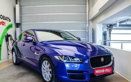 Jaguar XE I рестайлинг, 2018 год, 2 875 000 рублей, 3 фотография