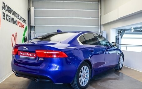 Jaguar XE I рестайлинг, 2018 год, 2 875 000 рублей, 4 фотография