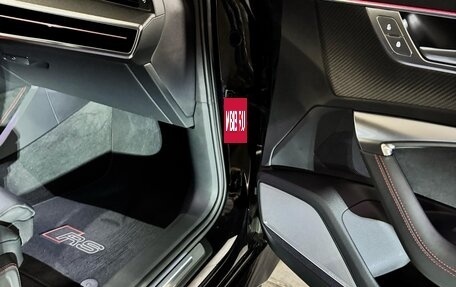 Audi RS 6, 2022 год, 18 830 000 рублей, 16 фотография