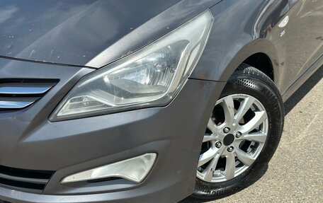 Hyundai Solaris II рестайлинг, 2015 год, 870 000 рублей, 2 фотография