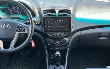 Hyundai Solaris II рестайлинг, 2015 год, 870 000 рублей, 17 фотография