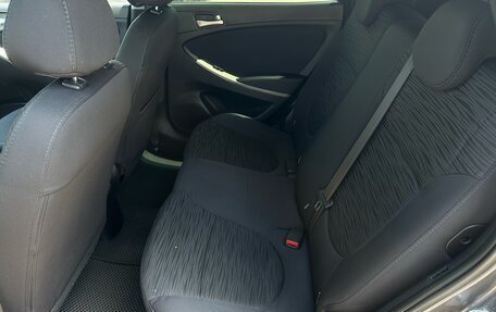 Hyundai Solaris II рестайлинг, 2015 год, 870 000 рублей, 38 фотография