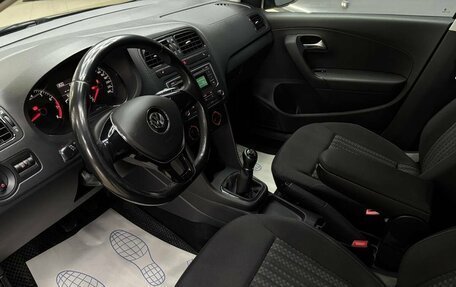 Volkswagen Polo VI (EU Market), 2015 год, 999 000 рублей, 6 фотография