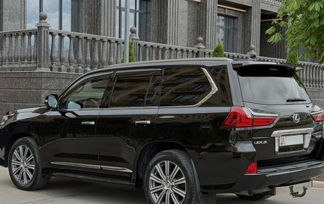Lexus LX III, 2016 год, 5 фотография