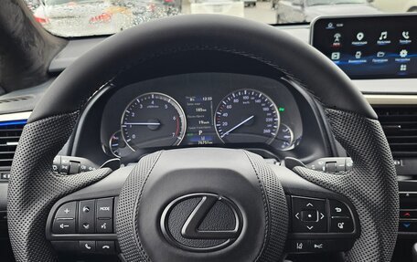 Lexus RX IV рестайлинг, 2017 год, 4 550 000 рублей, 3 фотография