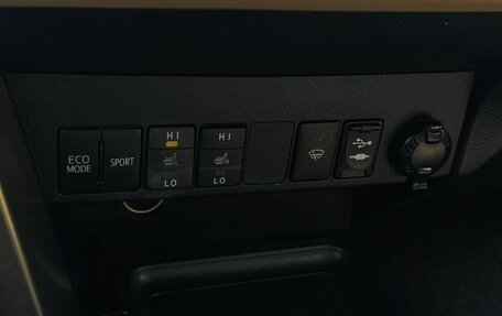Toyota RAV4, 2014 год, 1 998 000 рублей, 16 фотография