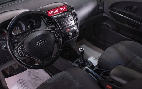 KIA cee'd I рестайлинг, 2008 год, 639 000 рублей, 7 фотография