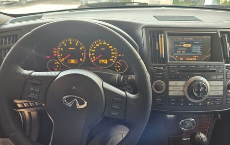 Infiniti FX I, 2007 год, 1 200 000 рублей, 11 фотография