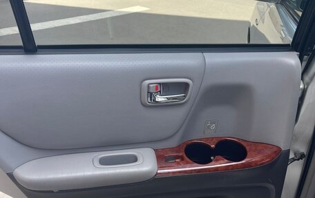 Toyota Highlander III, 2004 год, 1 199 999 рублей, 12 фотография