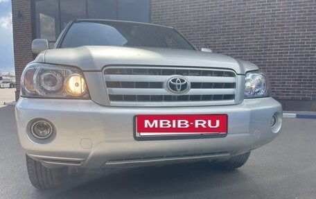 Toyota Highlander III, 2004 год, 1 199 999 рублей, 21 фотография