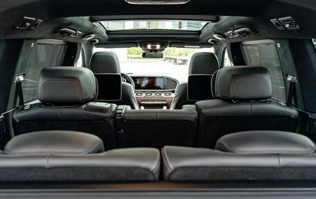 Mercedes-Benz GLS AMG, 2024 год, 25 990 000 рублей, 35 фотография