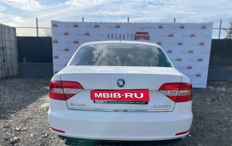 Skoda Superb III рестайлинг, 2013 год, 1 240 000 рублей, 5 фотография