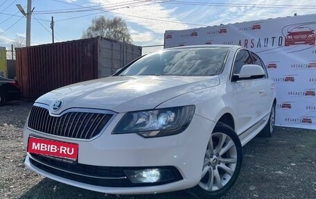 Skoda Superb III рестайлинг, 2013 год, 1 240 000 рублей, 3 фотография
