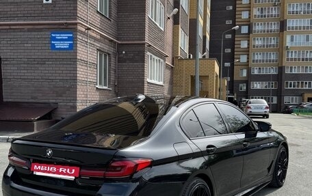 BMW 5 серия, 2019 год, 3 800 000 рублей, 3 фотография